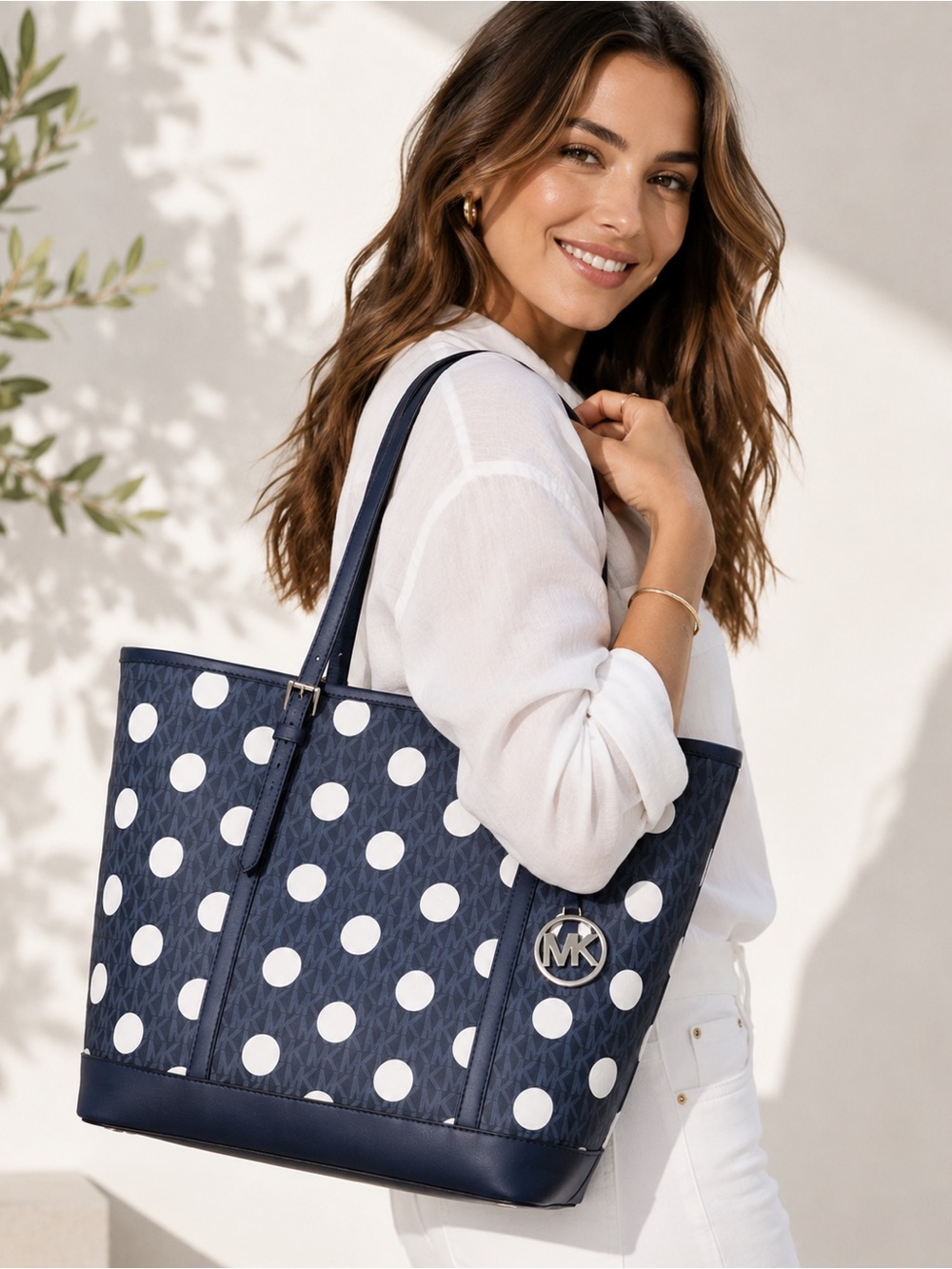 Michael Kors Jet Set Large Polka Dot Signature Logo Tote Bag - Picture 2 of 9